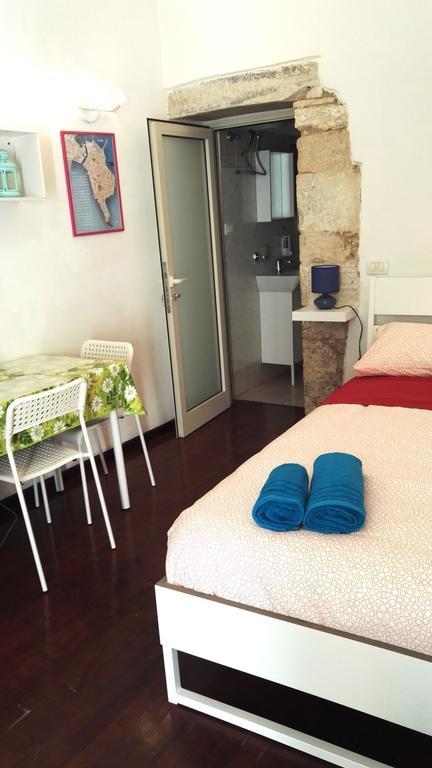 Jasmine Studio By The Sea Syracuse Екстер'єр фото